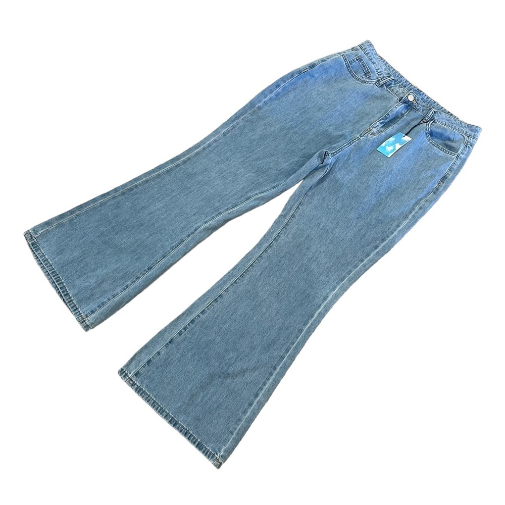 NEW Cider Flared Jeans